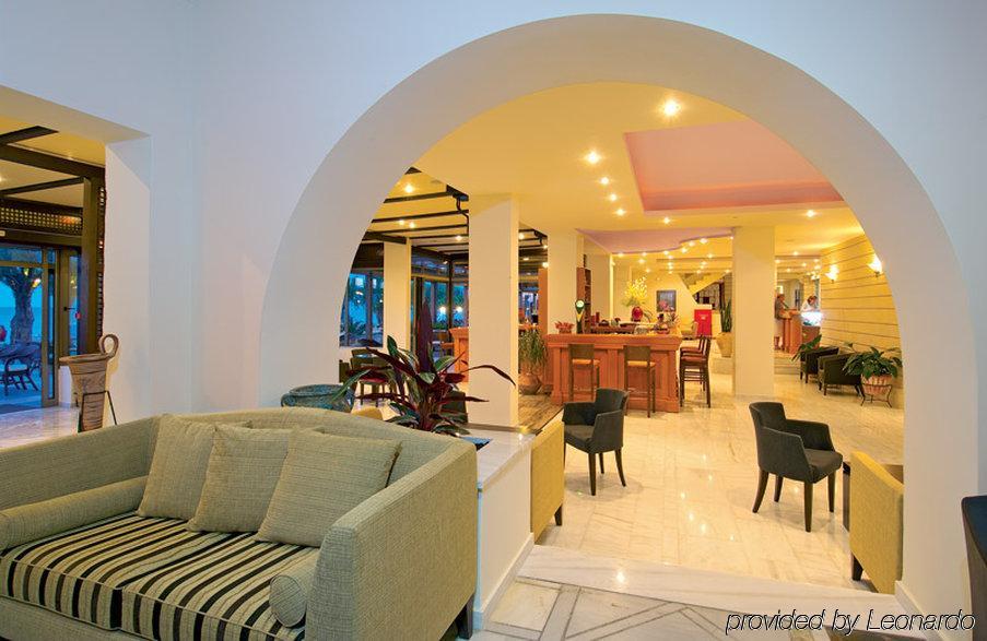 Margarita Beach Hotel Agia Marina  Ngoại thất bức ảnh