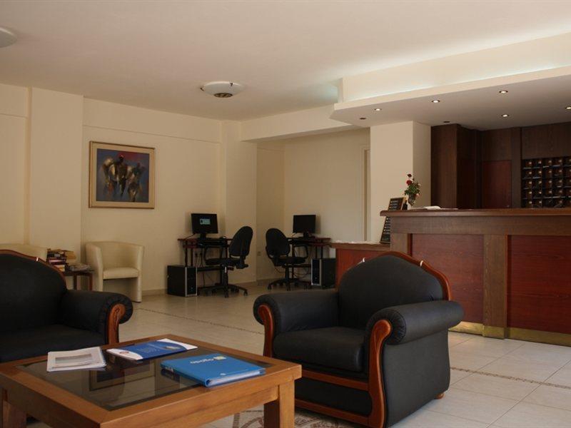 Margarita Beach Hotel Agia Marina  Ngoại thất bức ảnh